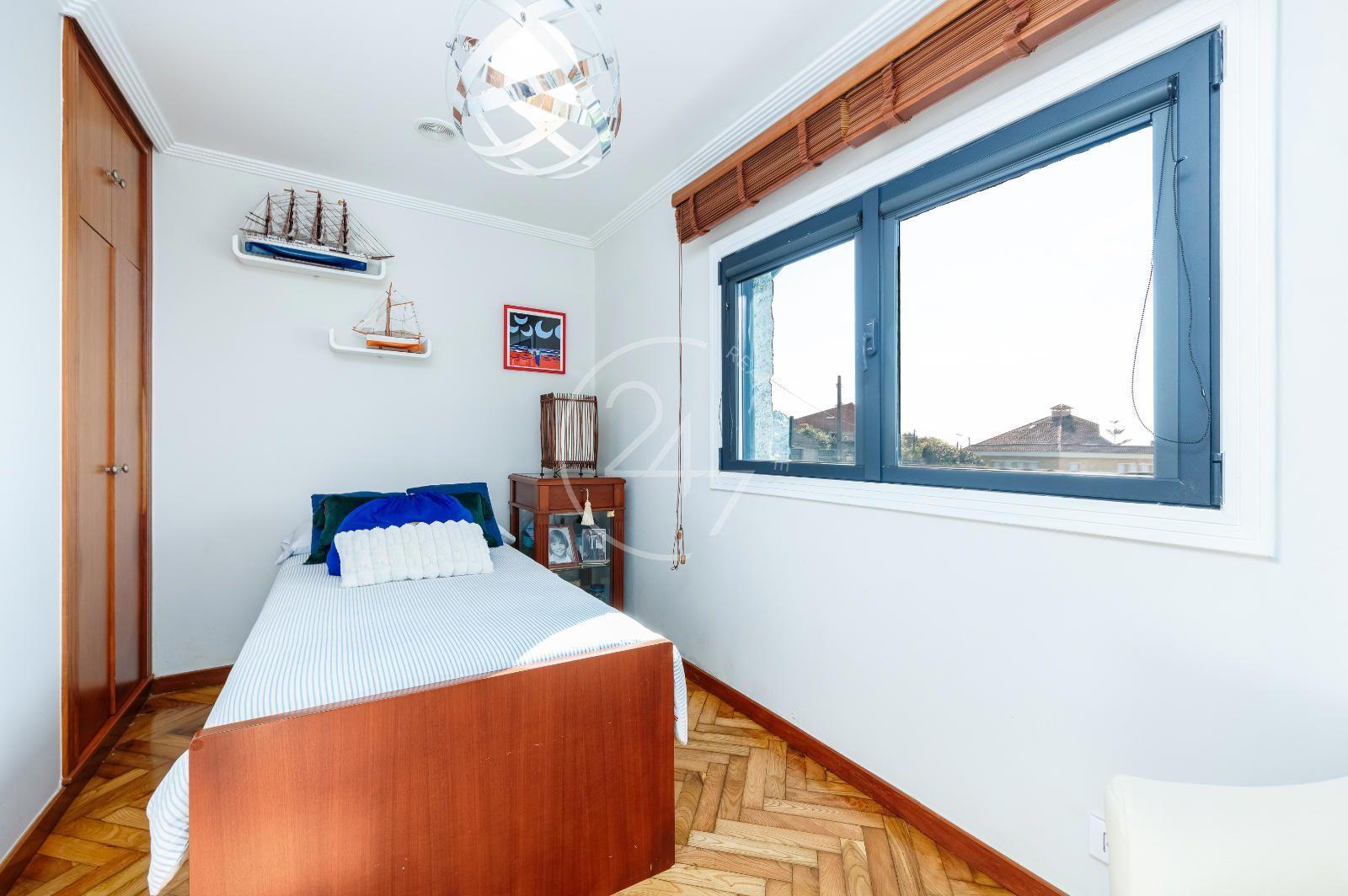 Chalet for Sale in Nigrán