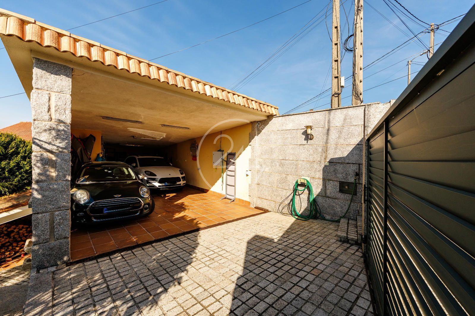 Chalet for Sale in Nigrán