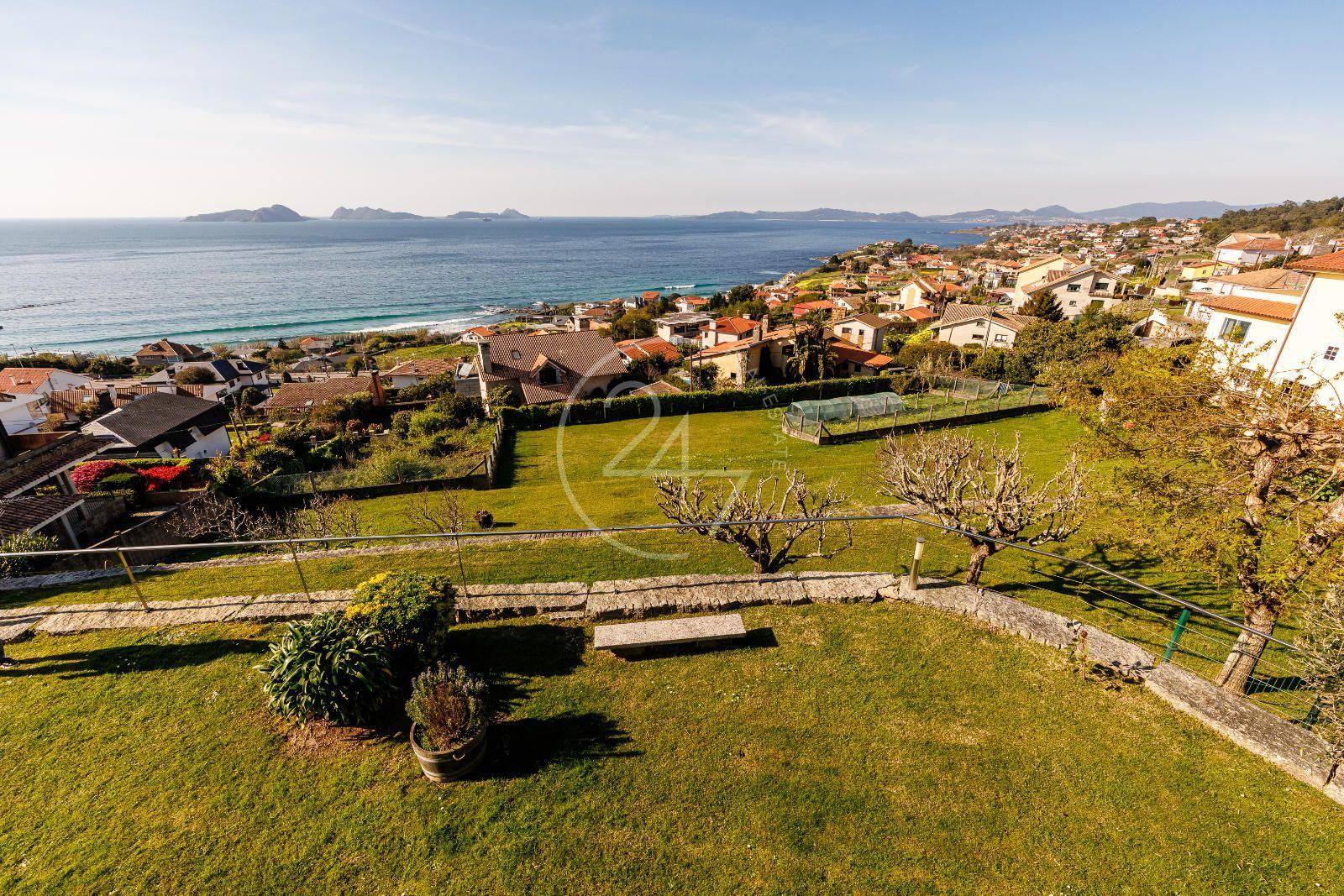 Chalet for Sale in Nigrán