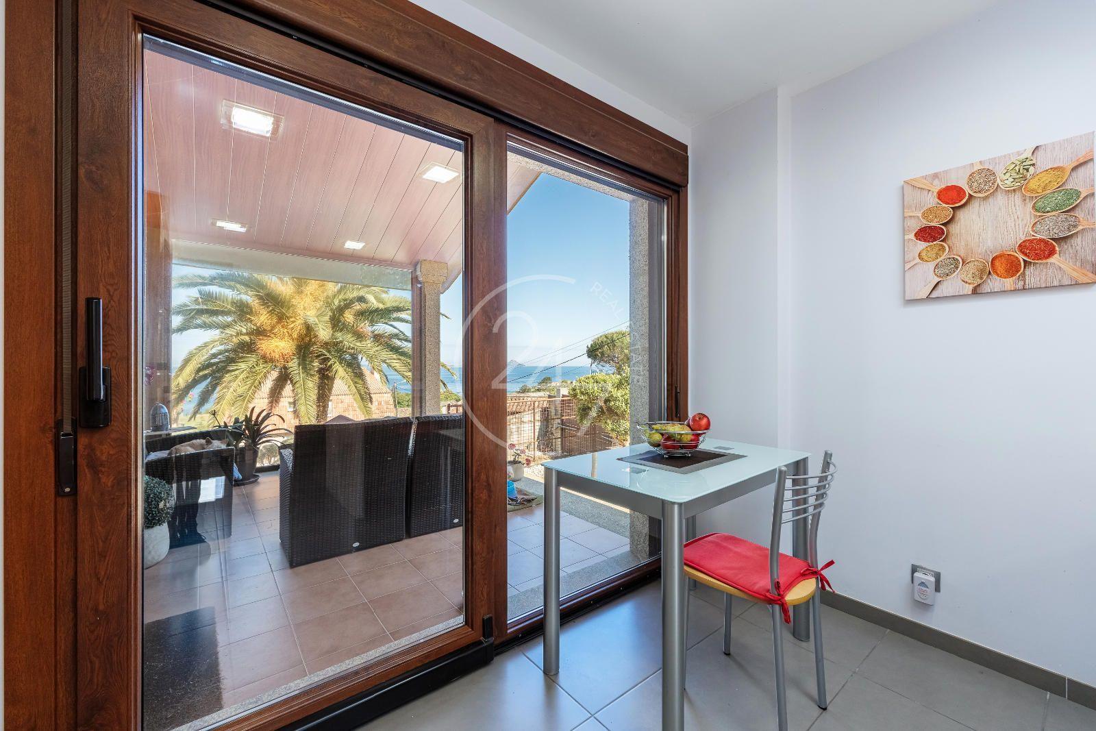 Chalet for Sale in Nigrán