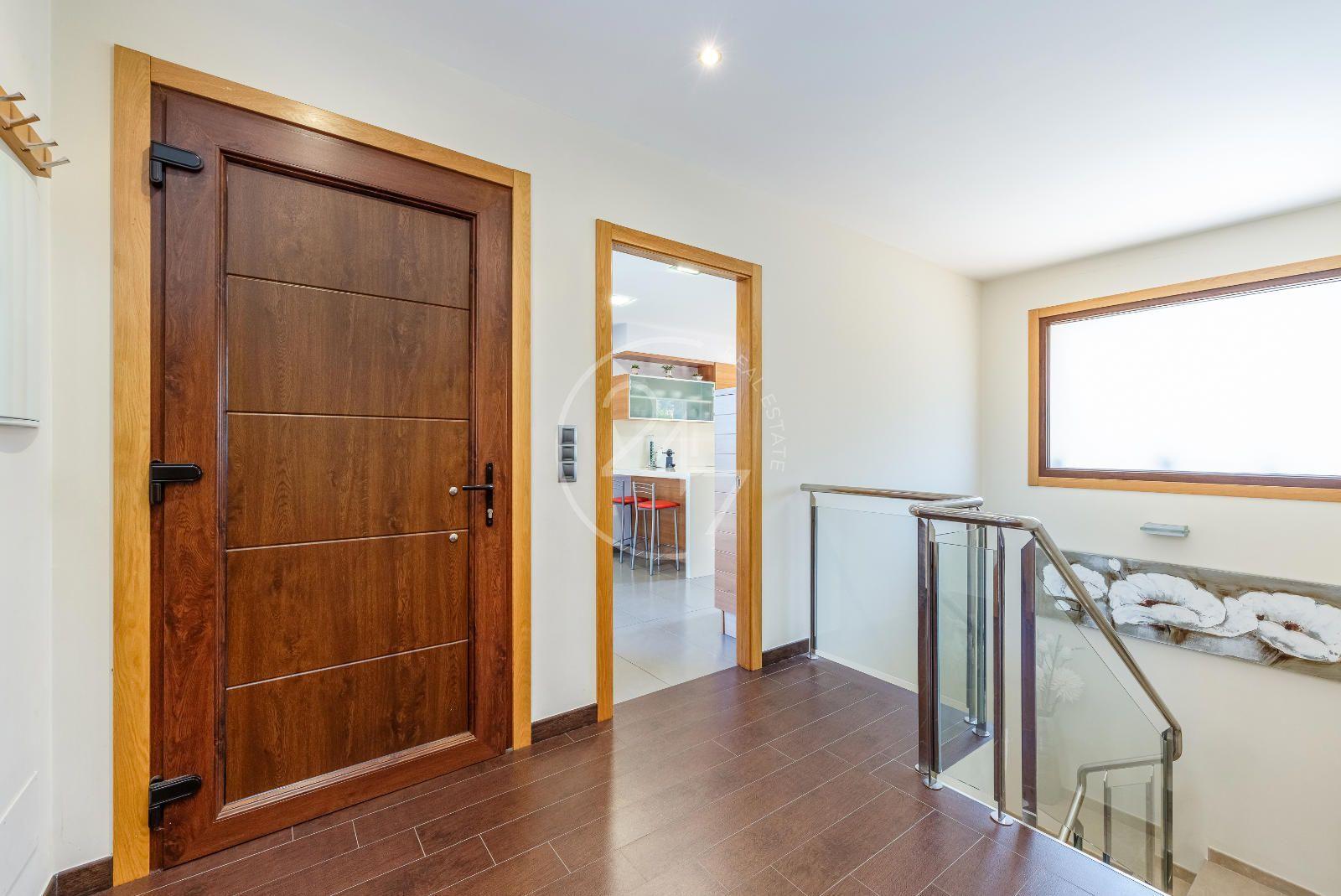 Chalet for Sale in Nigrán
