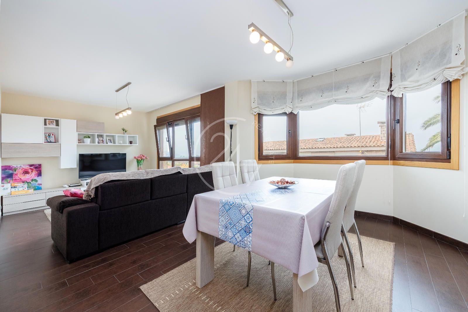 Chalet for Sale in Nigrán
