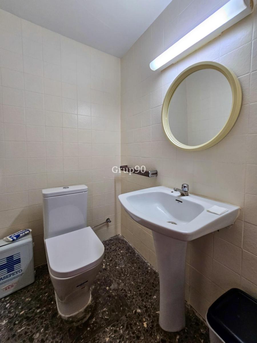 Office for Sale in Lleida