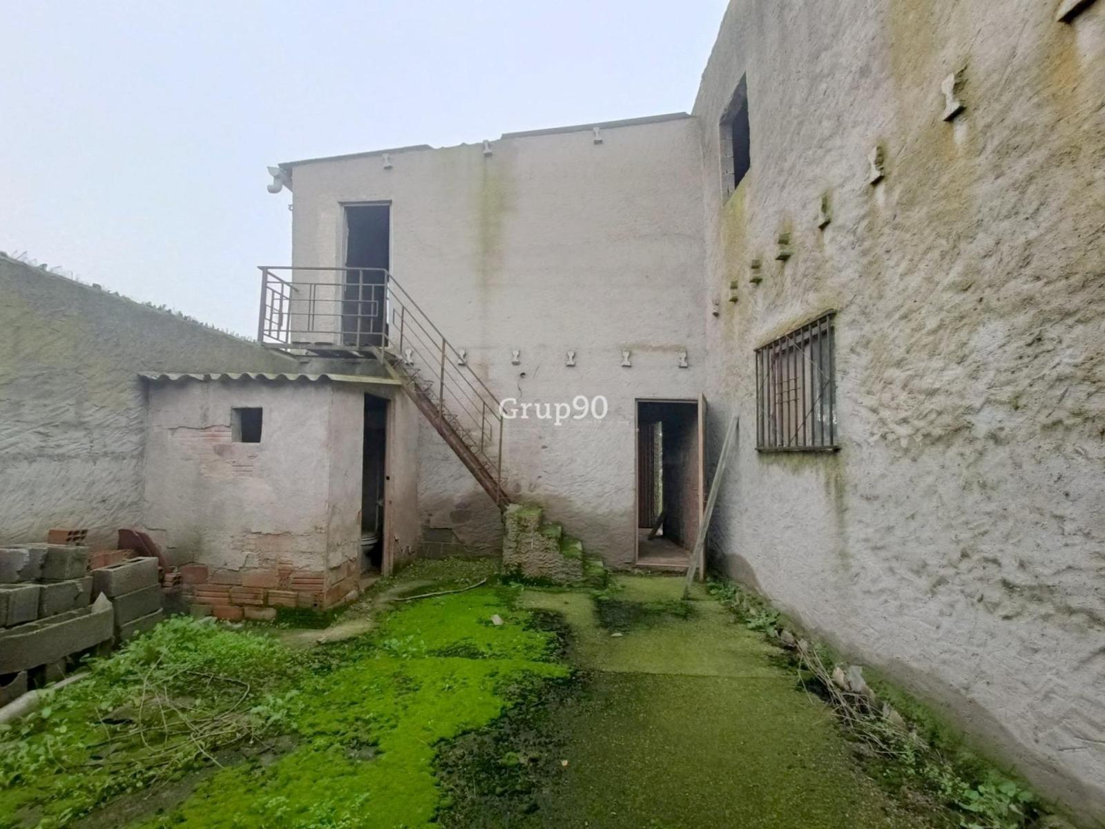 Plot for Sale in Alcoletge