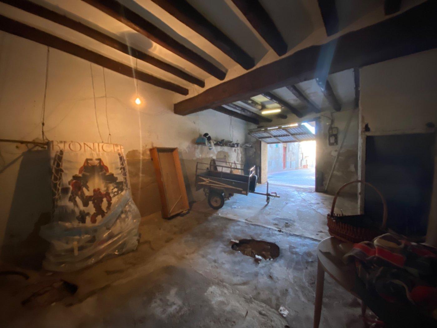 Casa Rural en Venta en Godall