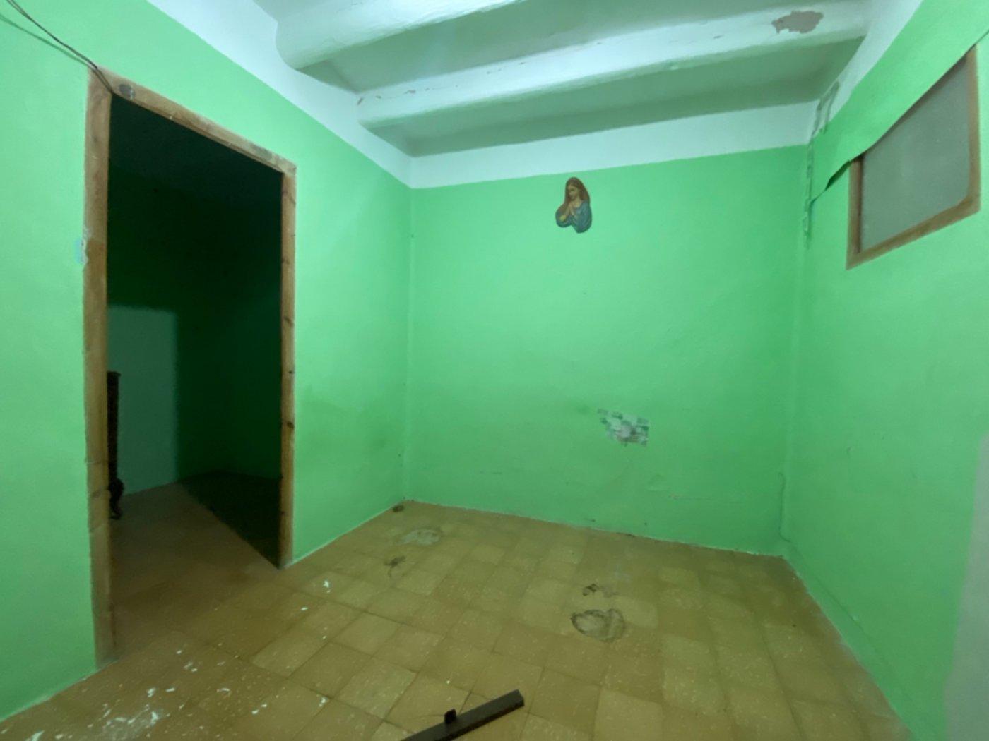 Casa Rural en Venta en Godall