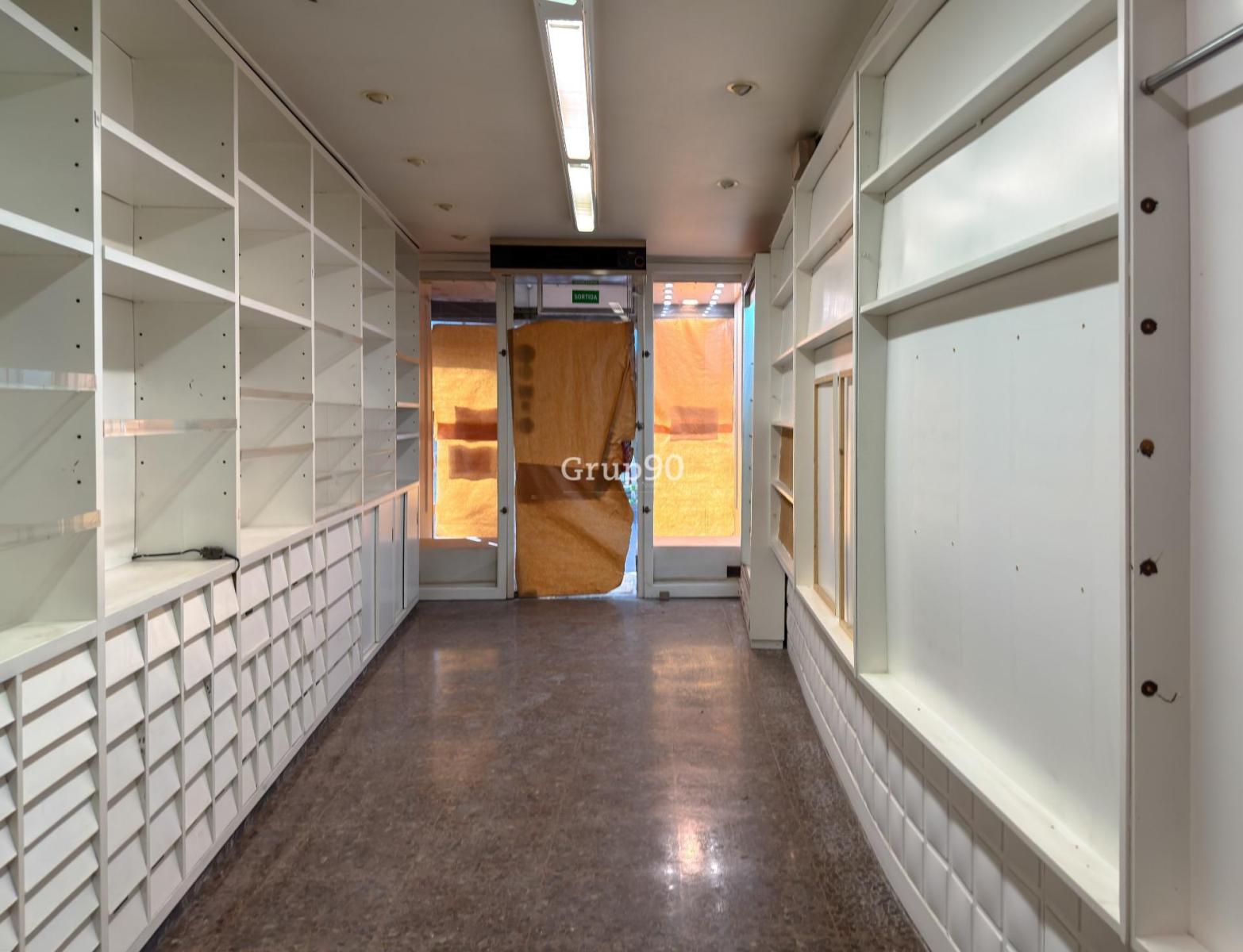 Building for Sale in Lleida