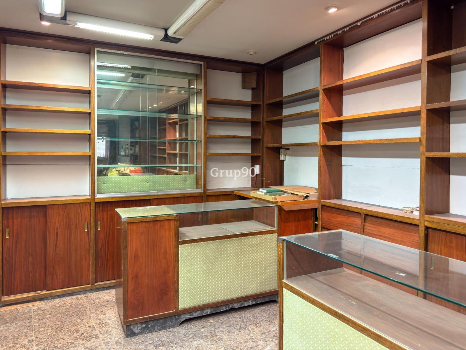 Building for Sale in Lleida