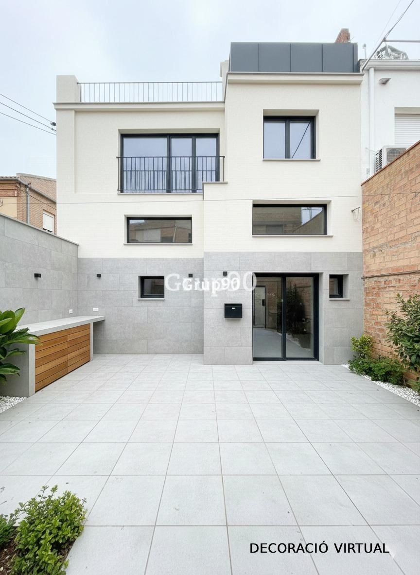 House for Sale in Sunyer