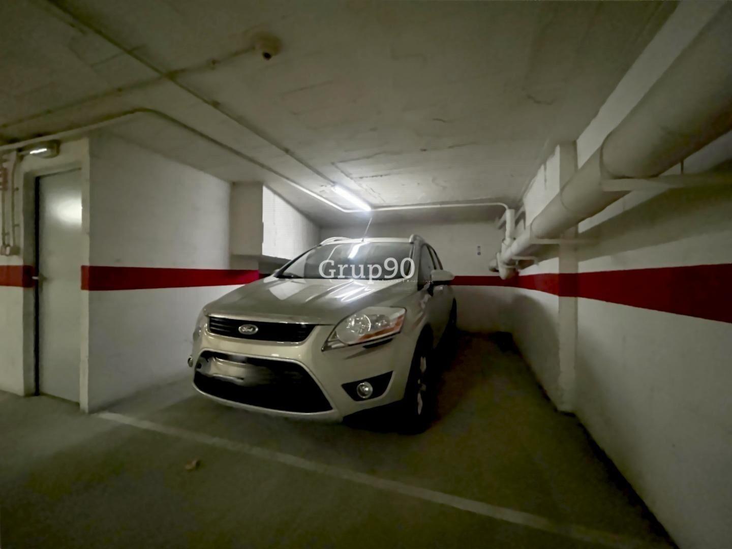 Garage for Sale in Lleida