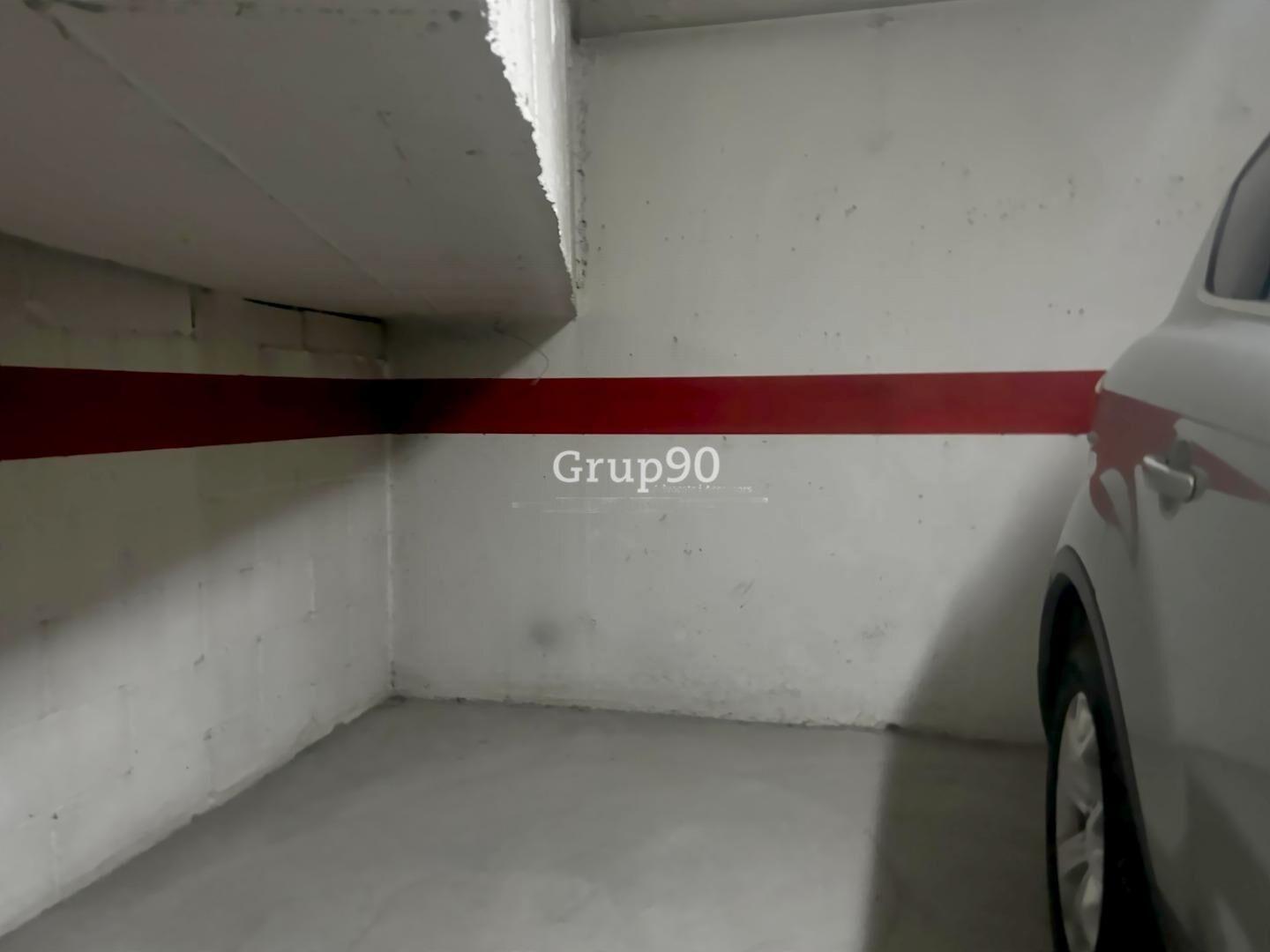 Garage for Sale in Lleida