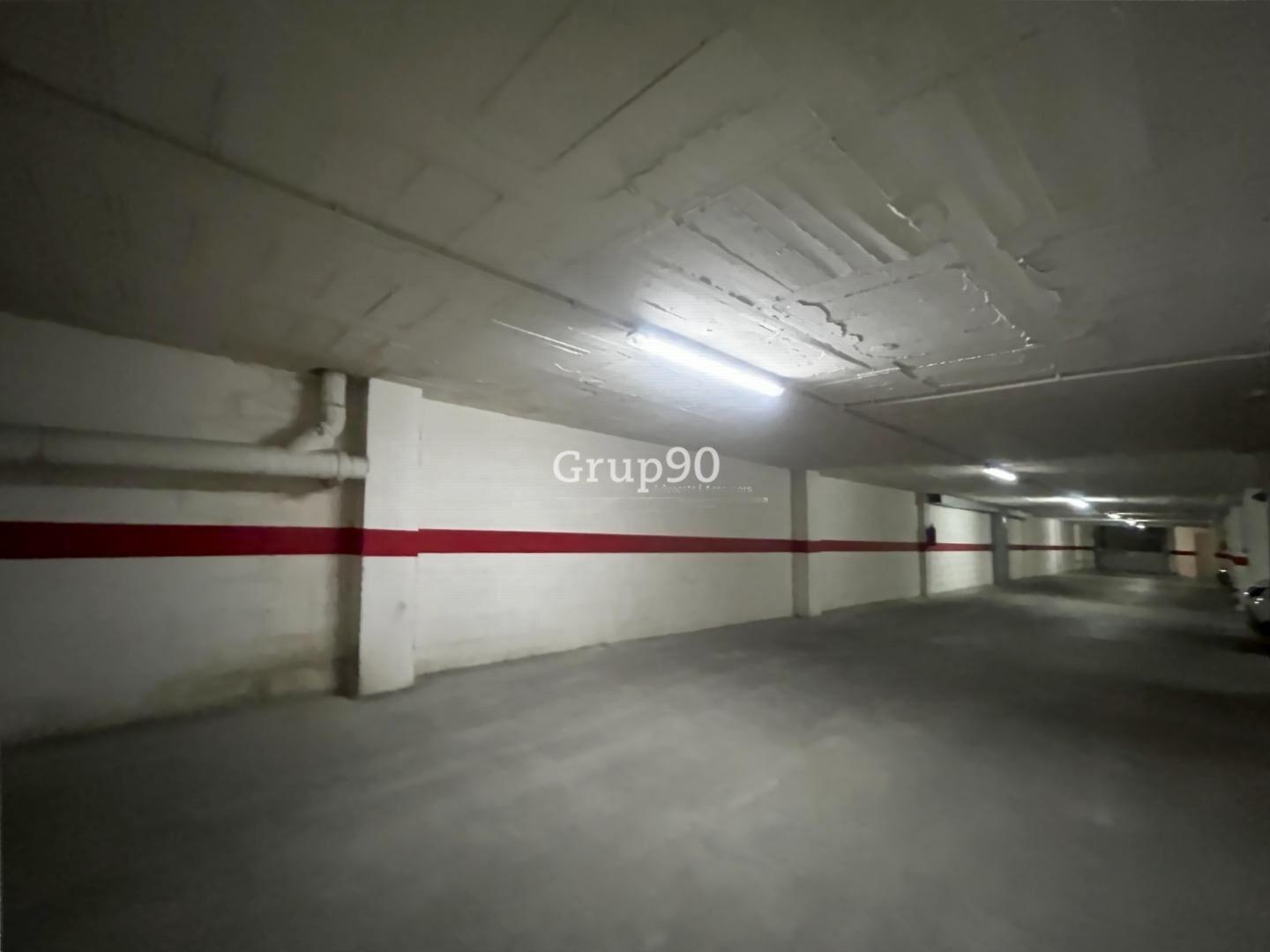 Garage for Sale in Lleida