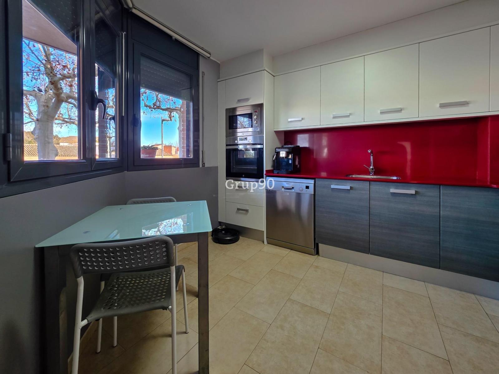 Semi-detached House for Sale in Lleida