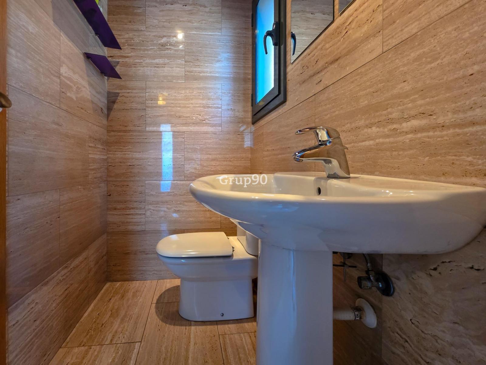 Semi-detached House for Sale in Lleida