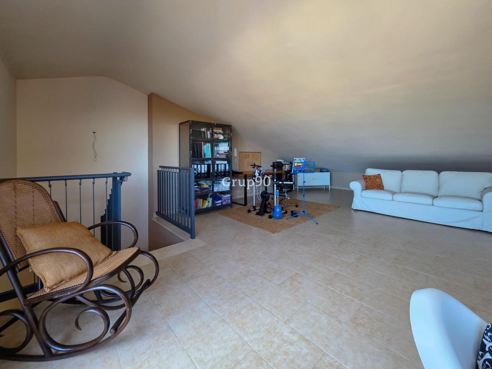 Semi-detached House for Sale in Lleida