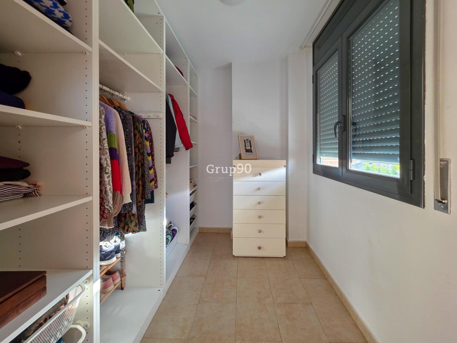 Semi-detached House for Sale in Lleida