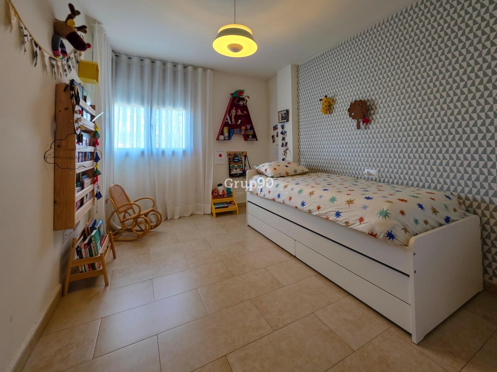 Semi-detached House for Sale in Lleida