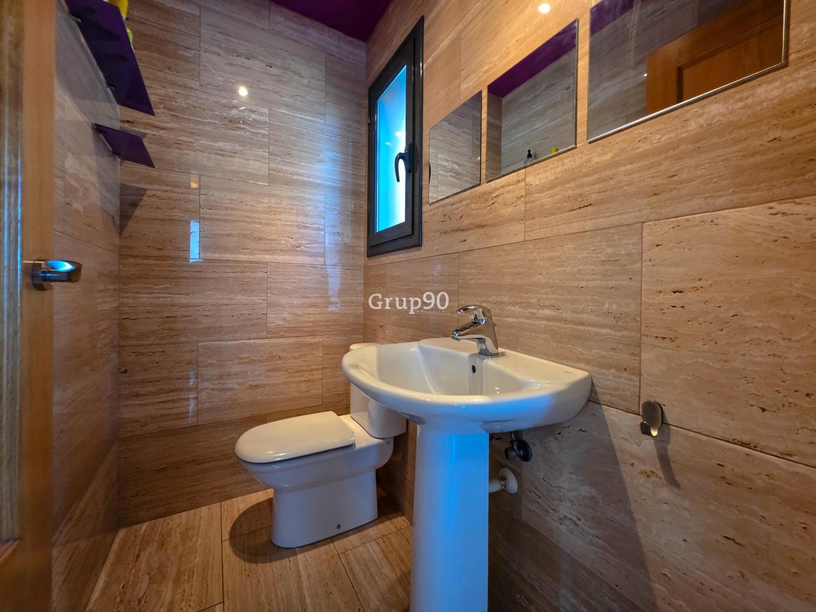Semi-detached House for Sale in Lleida