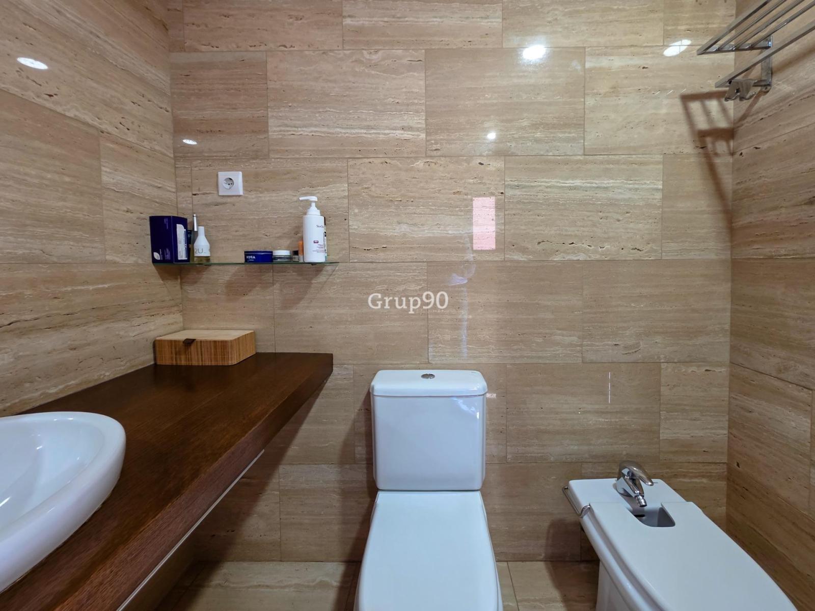Semi-detached House for Sale in Lleida