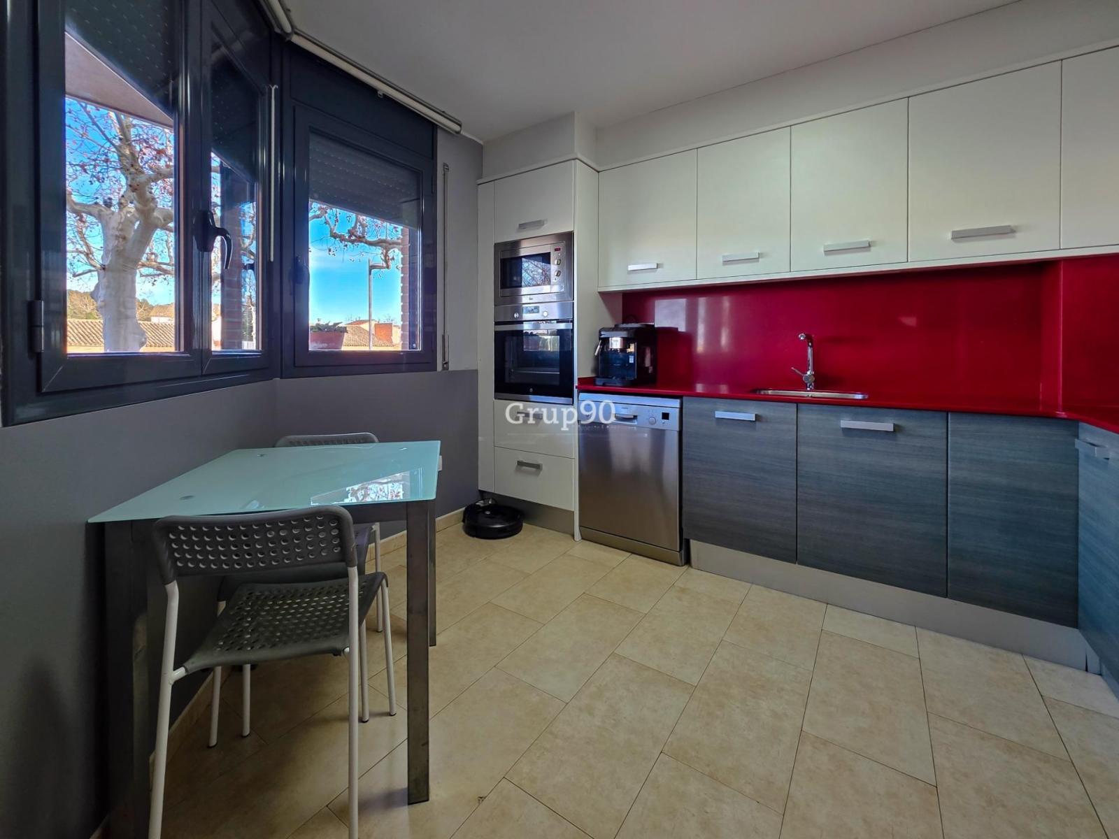Semi-detached House for Sale in Lleida