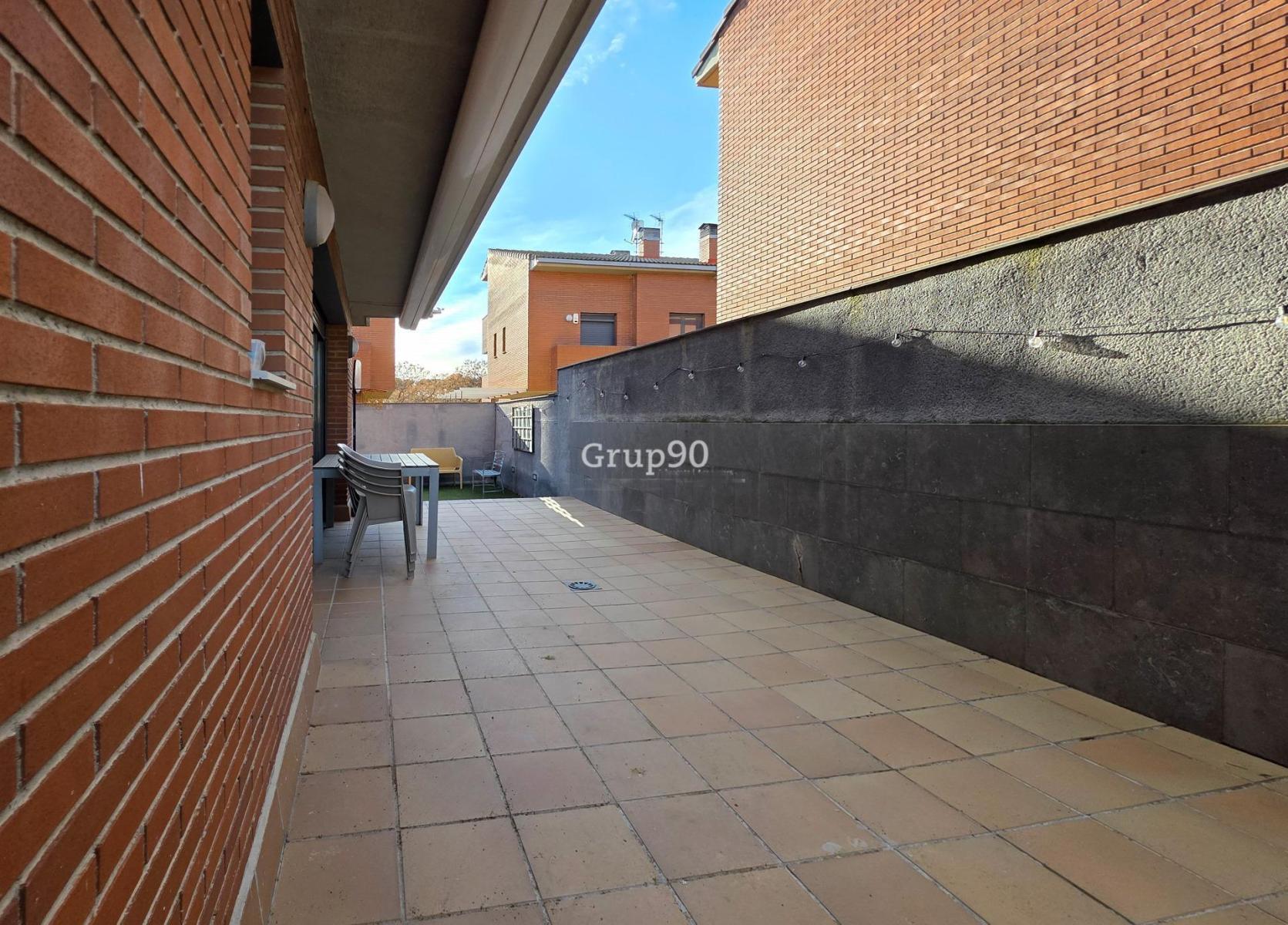 Semi-detached House for Sale in Lleida