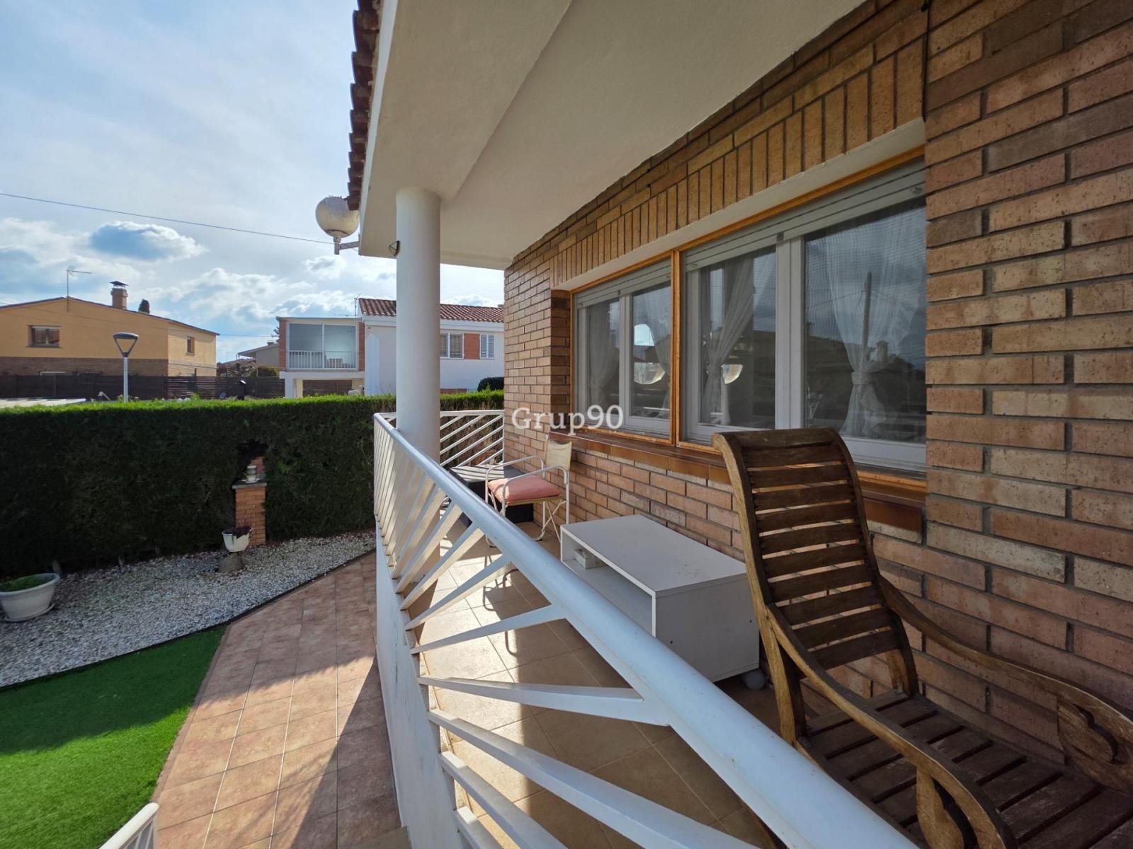 Chalet for Sale in Alpicat