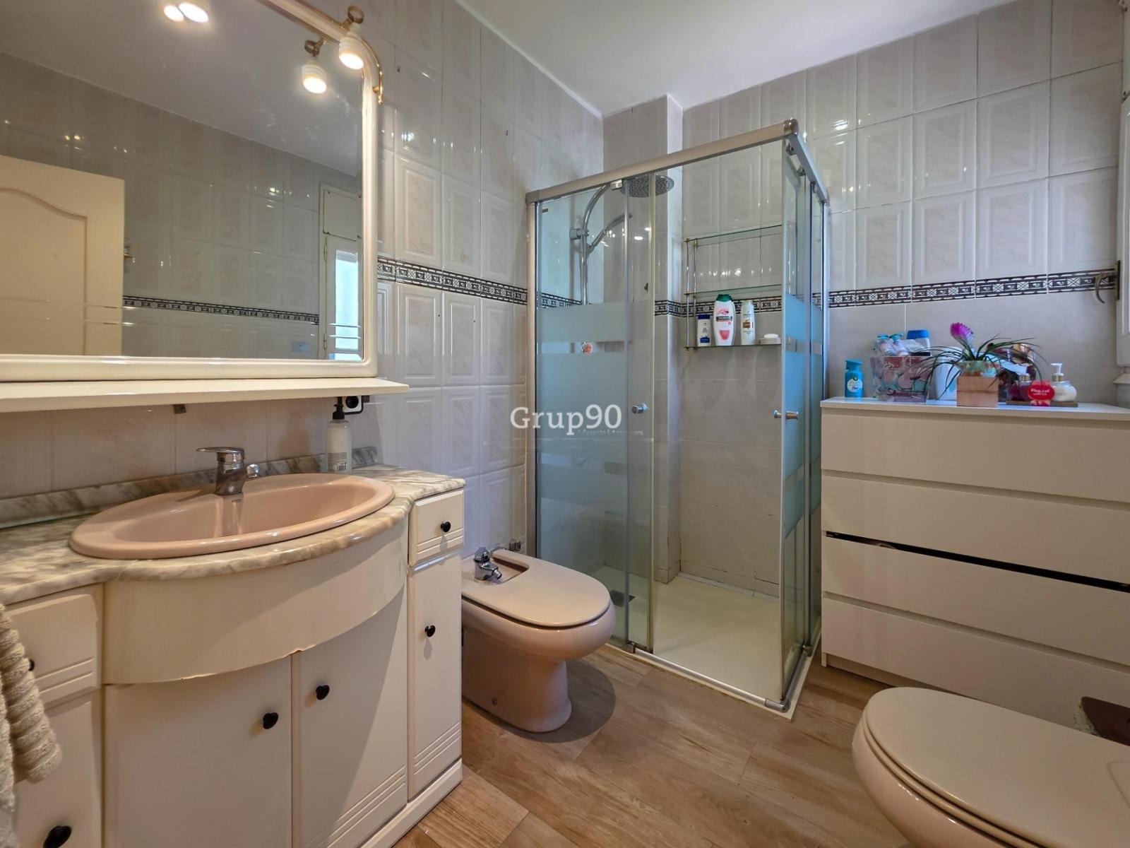 Chalet for Sale in Alpicat
