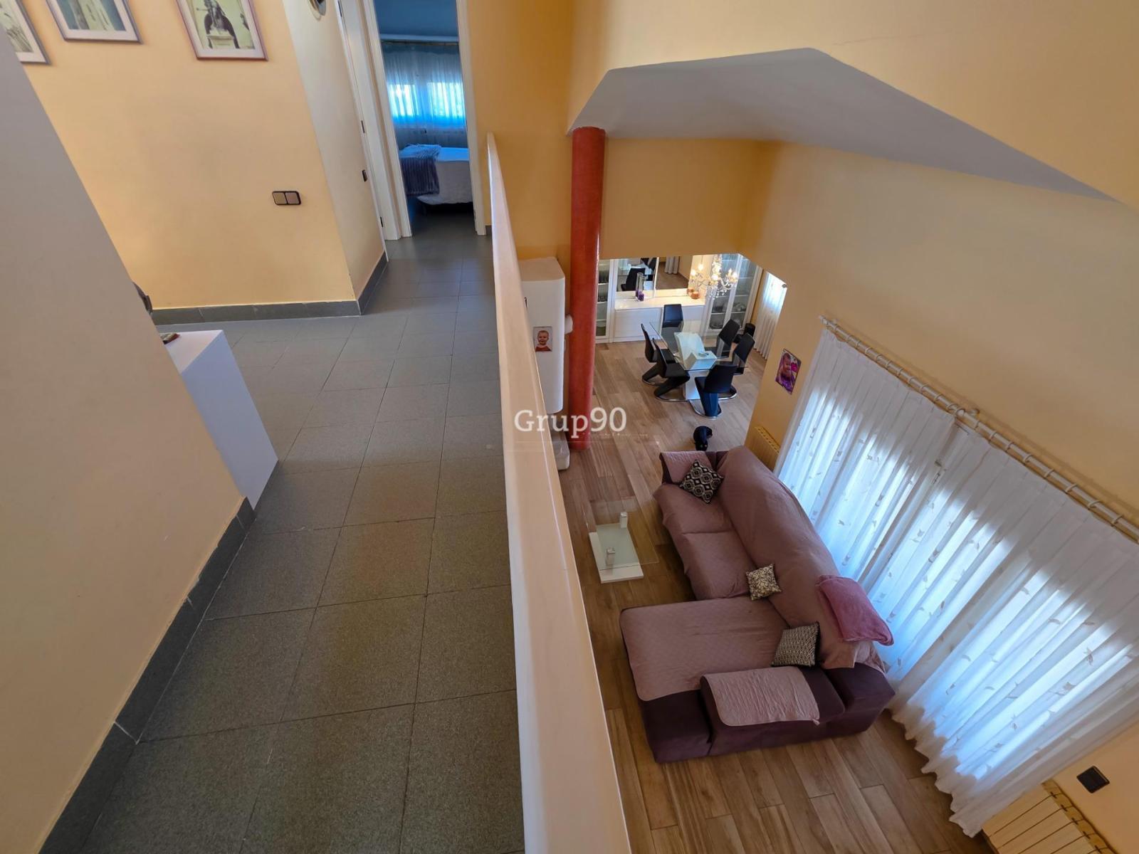Chalet for Sale in Alpicat