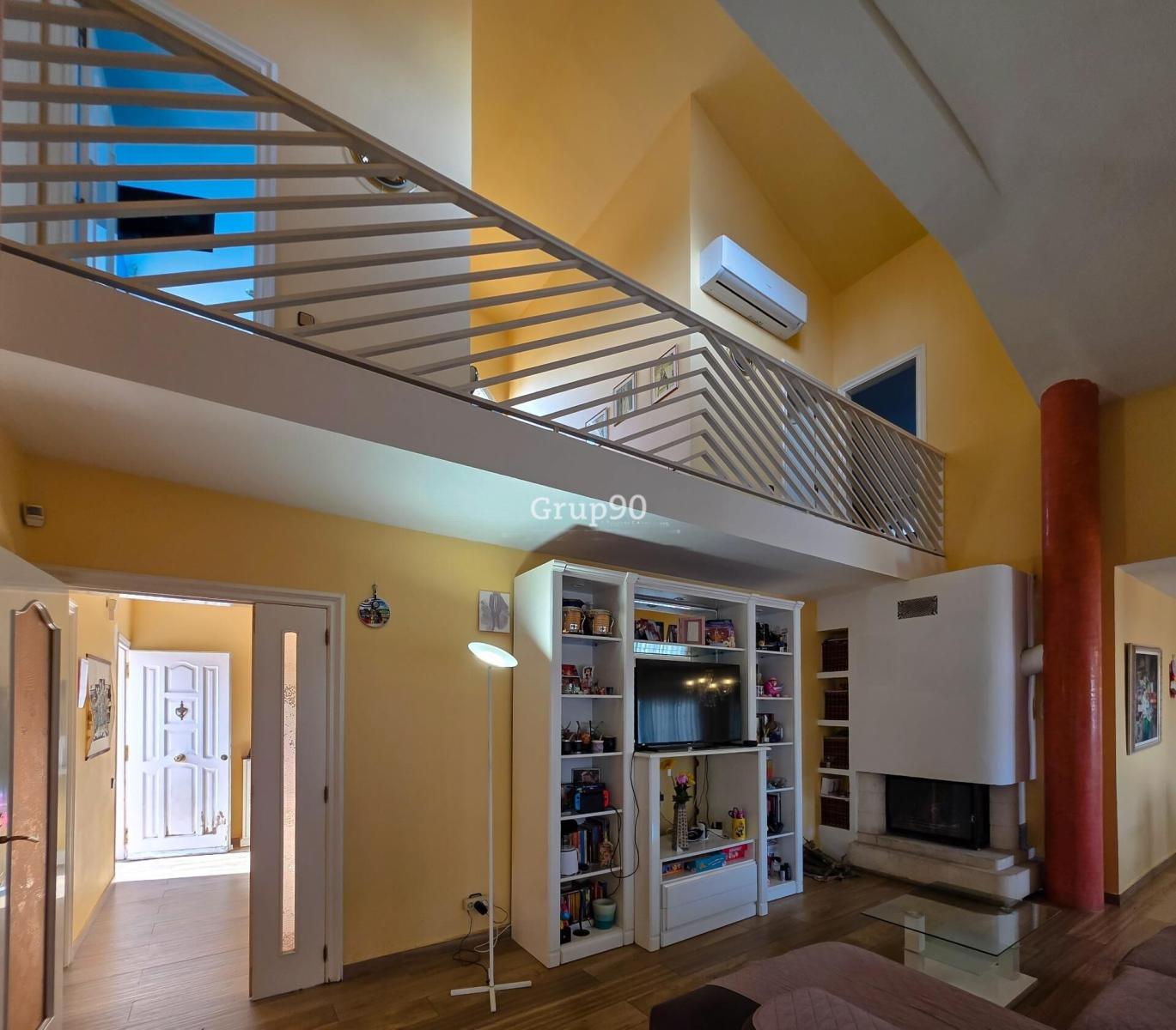 Chalet for Sale in Alpicat