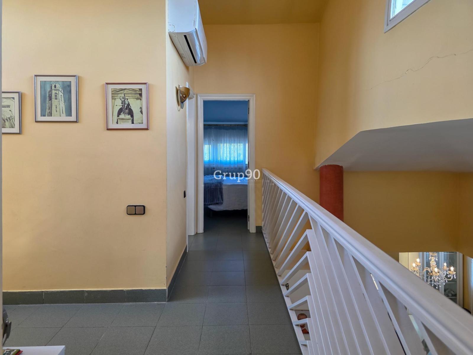 Chalet for Sale in Alpicat