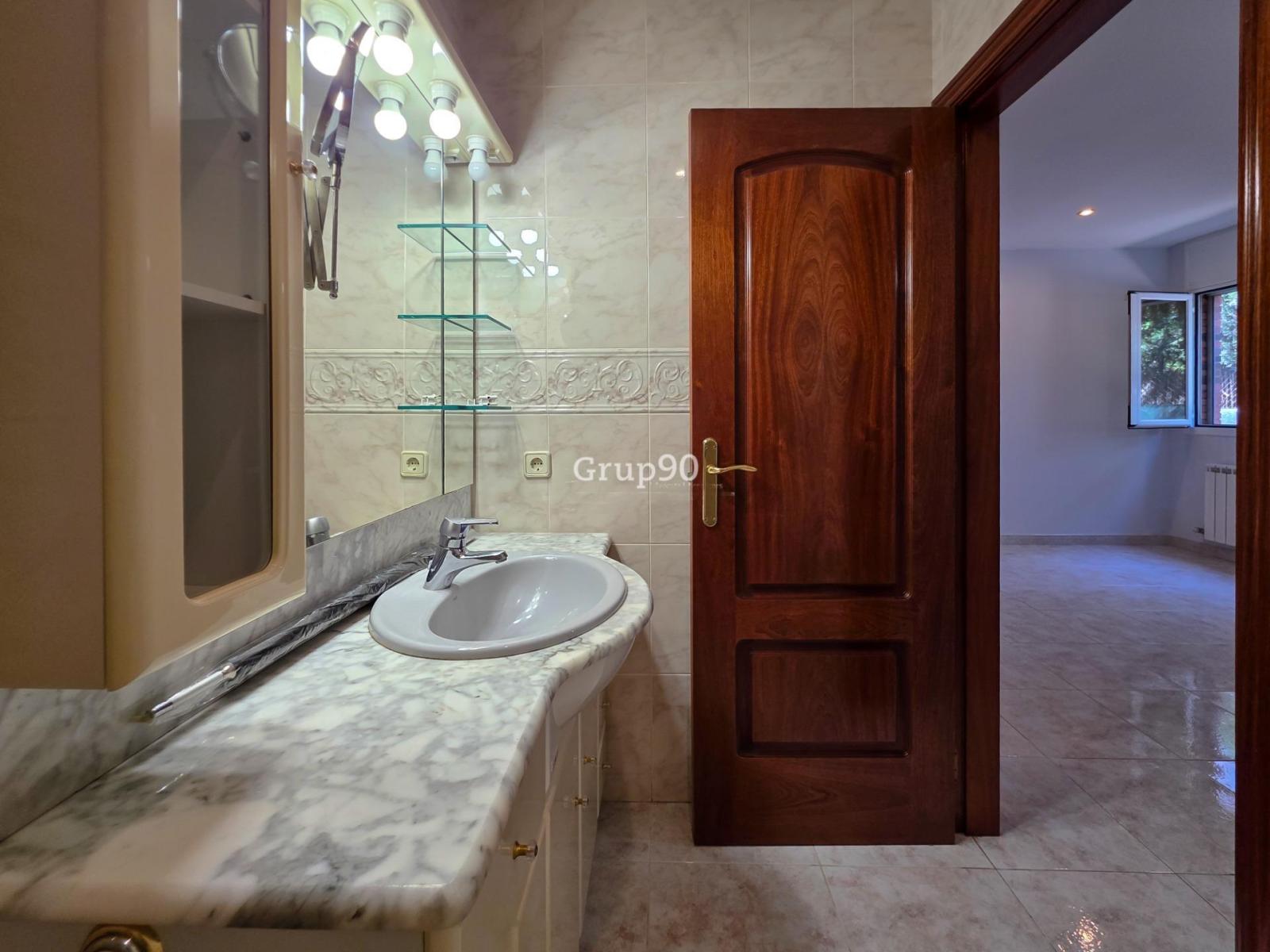Chalet en Venta en Lleida