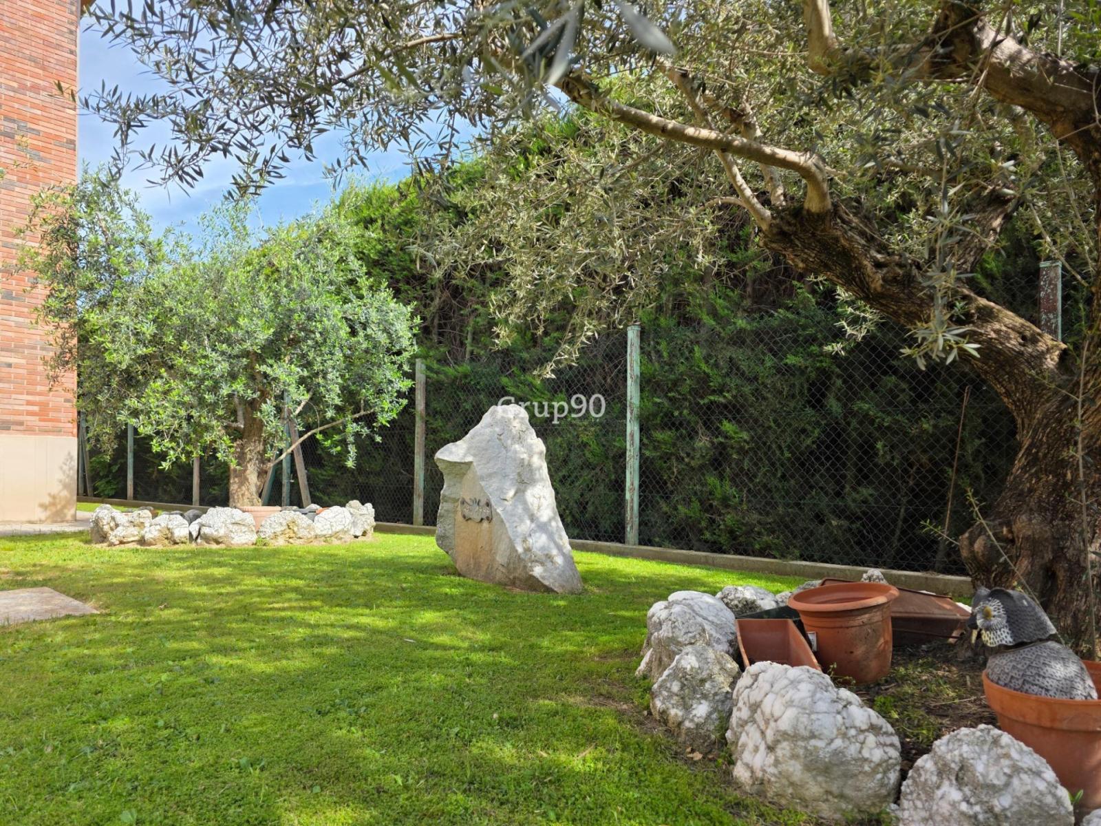Chalet for Sale in Lleida