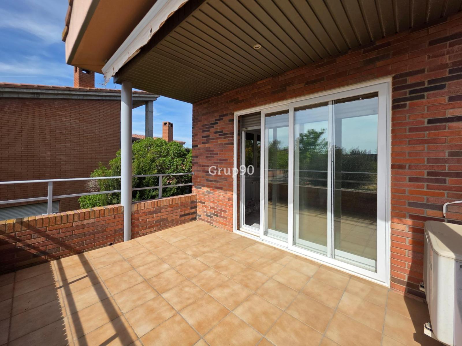 Chalet for Sale in Lleida