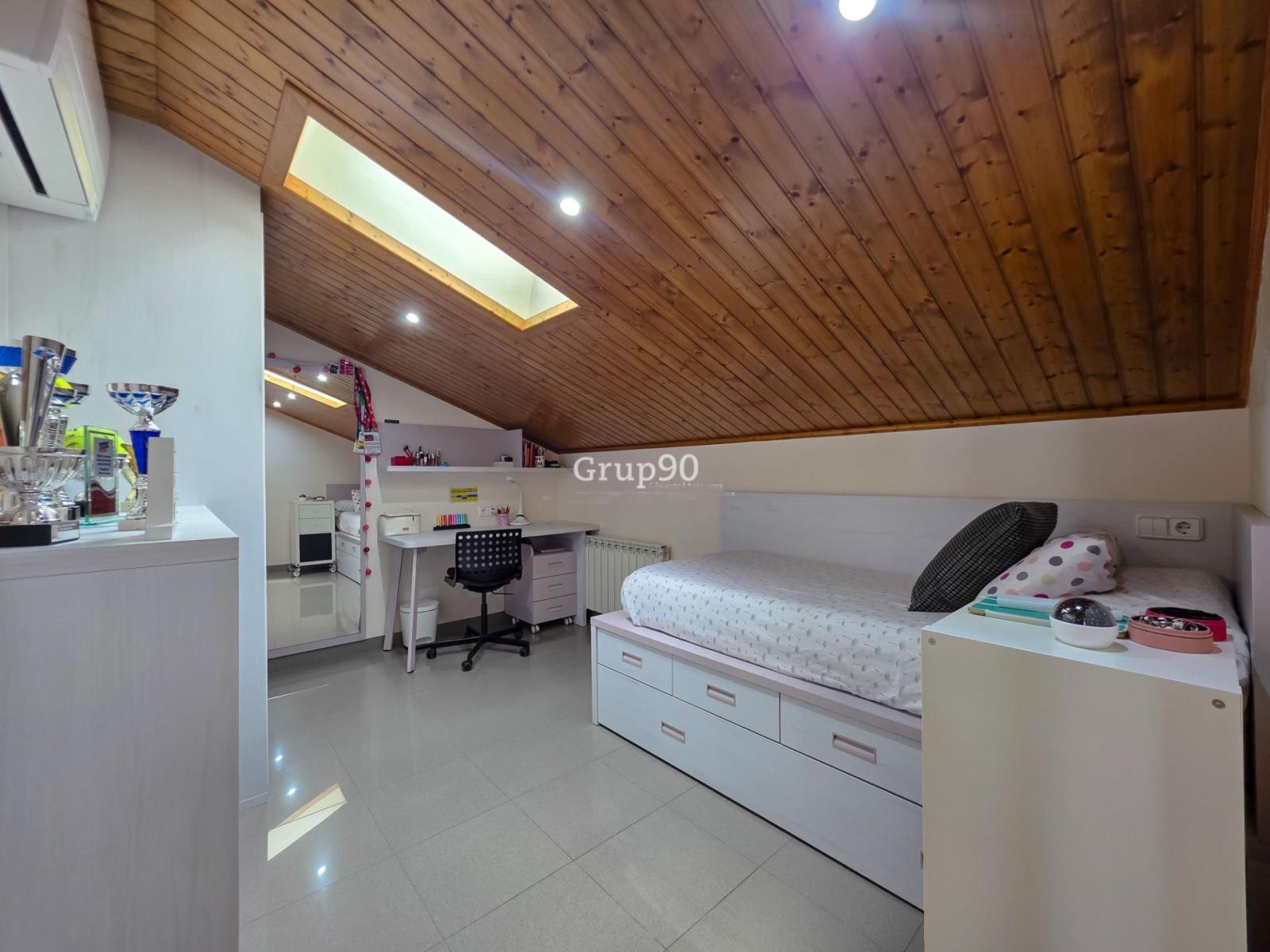 Penthouse for Sale in Lleida