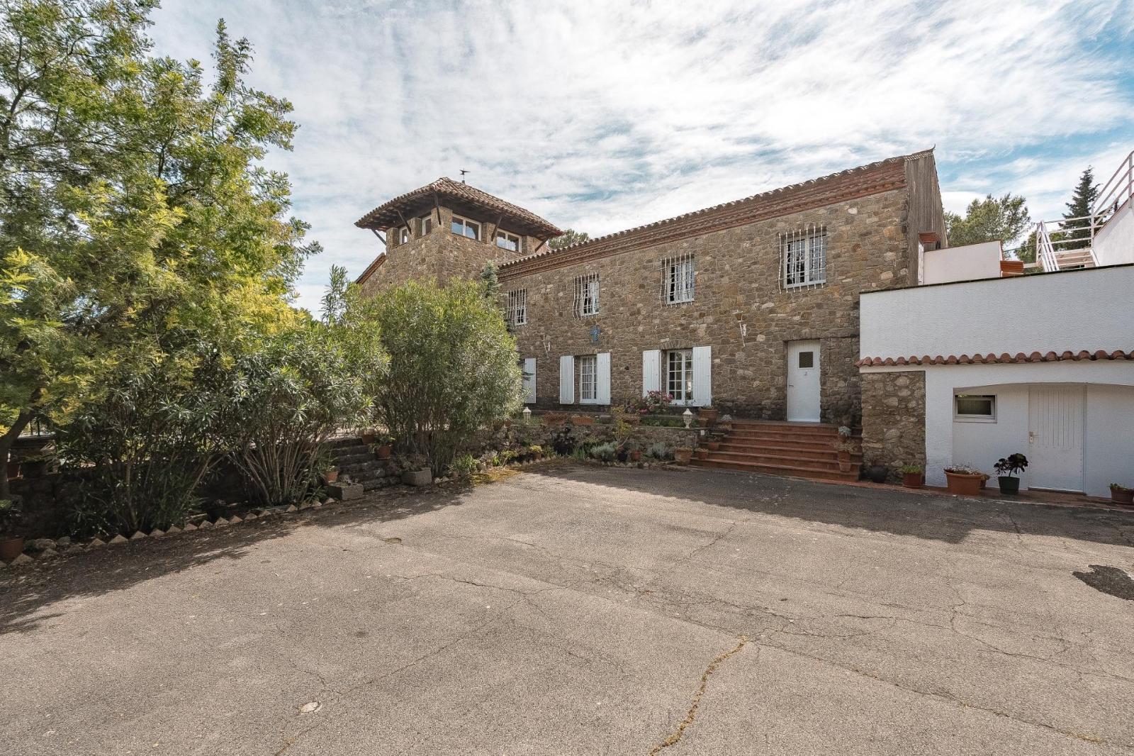 Rural House for Sale in Cabanelles