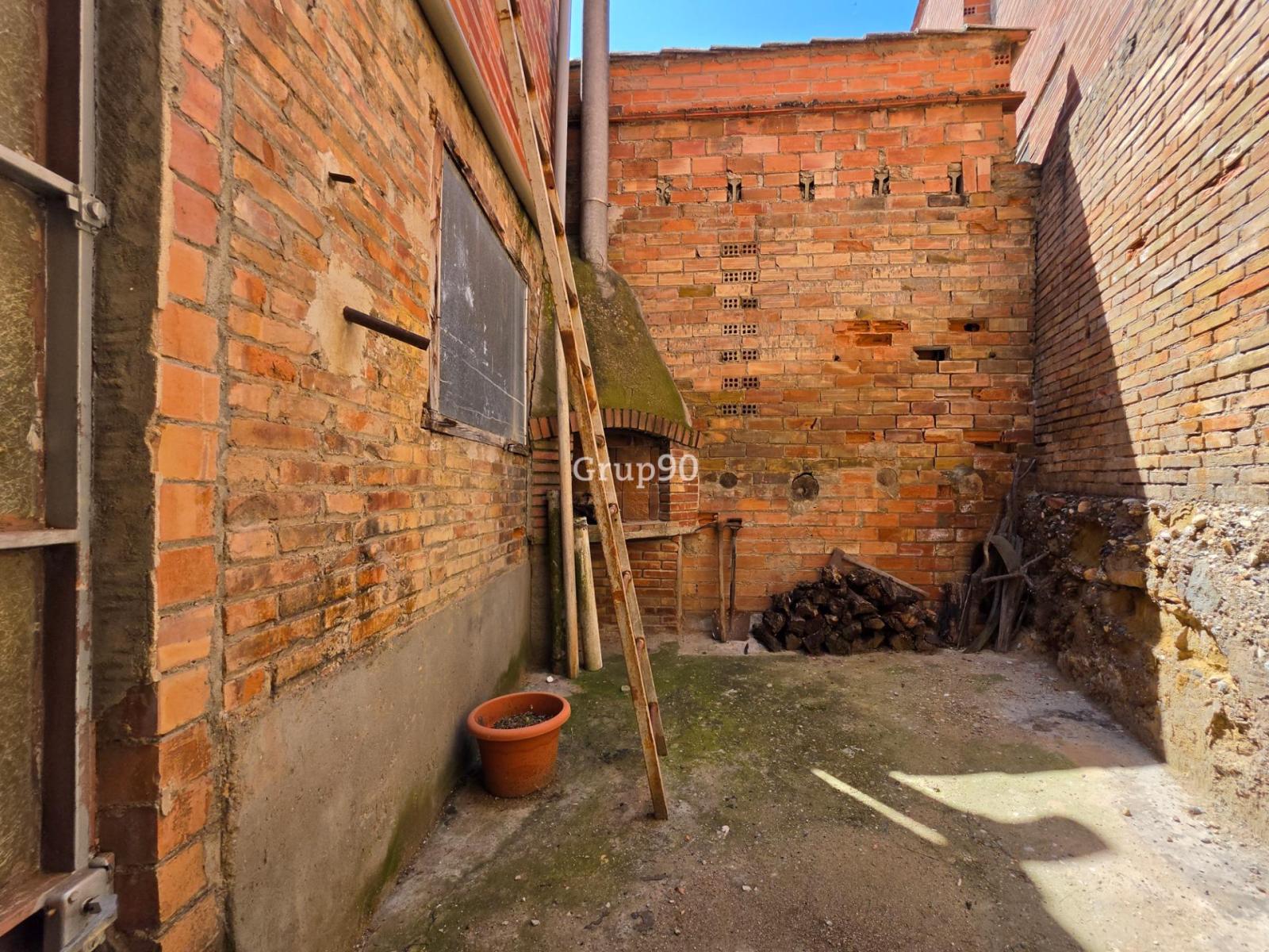 Casa Rural en Venta en Almenar