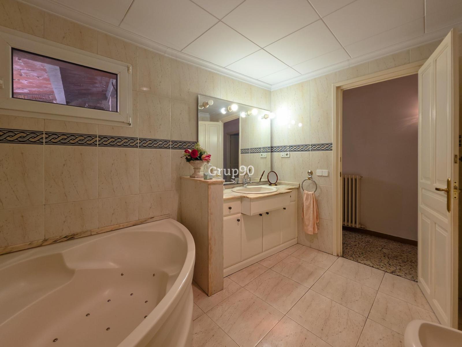Casa Rural en Venta en Almenar