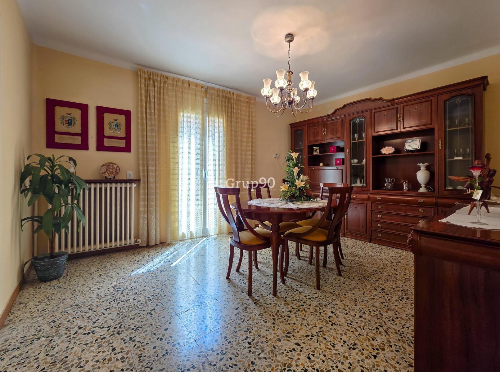 Casa Rural en Venta en Almenar
