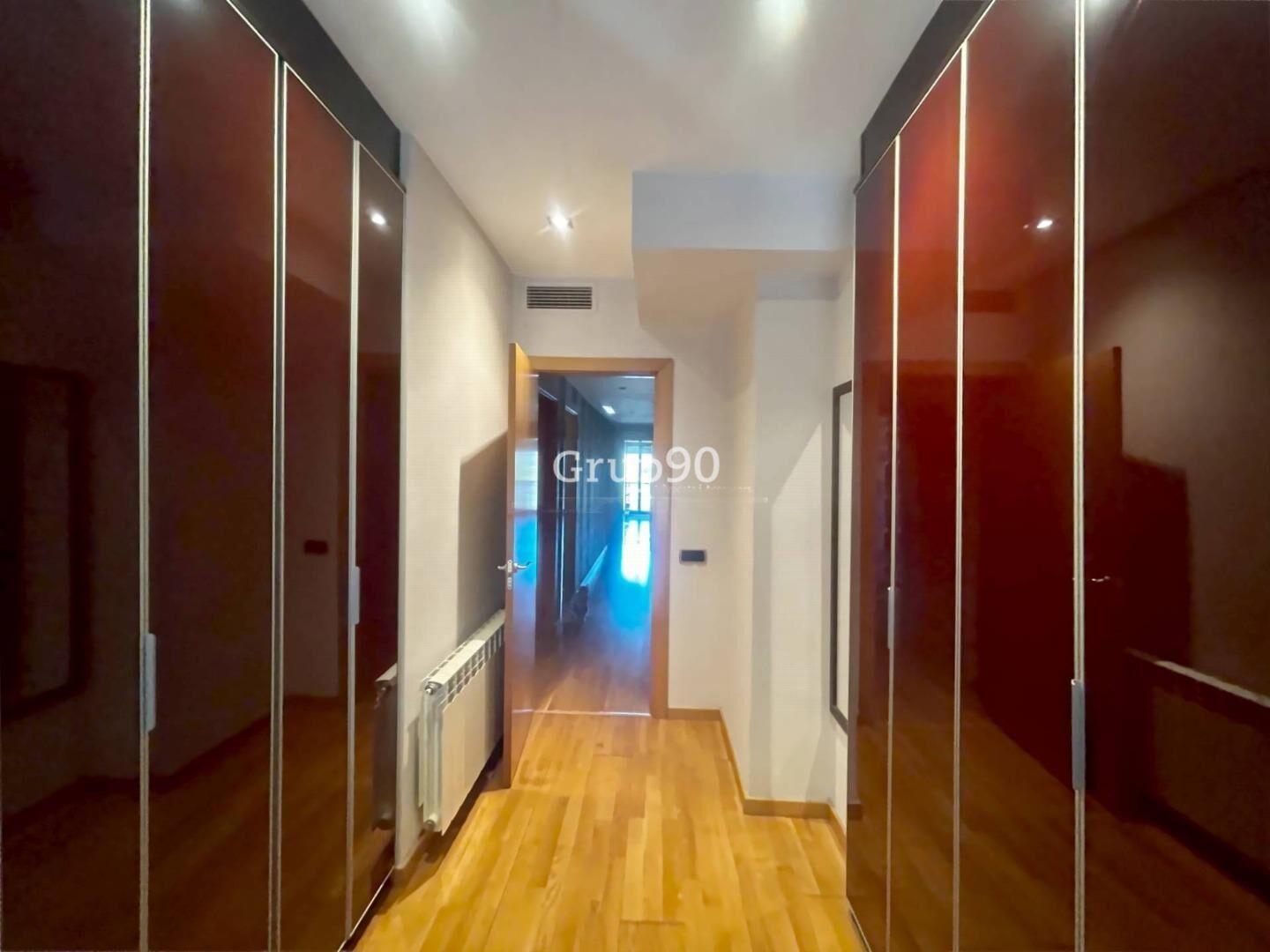 Flat for Sale in Albatàrrec