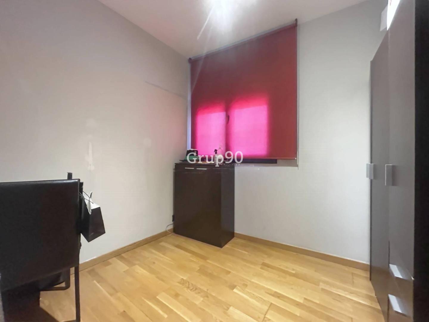 Flat for Sale in Albatàrrec