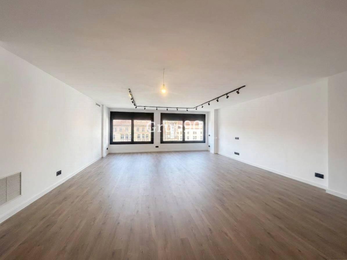 Flat for Sale in Lleida