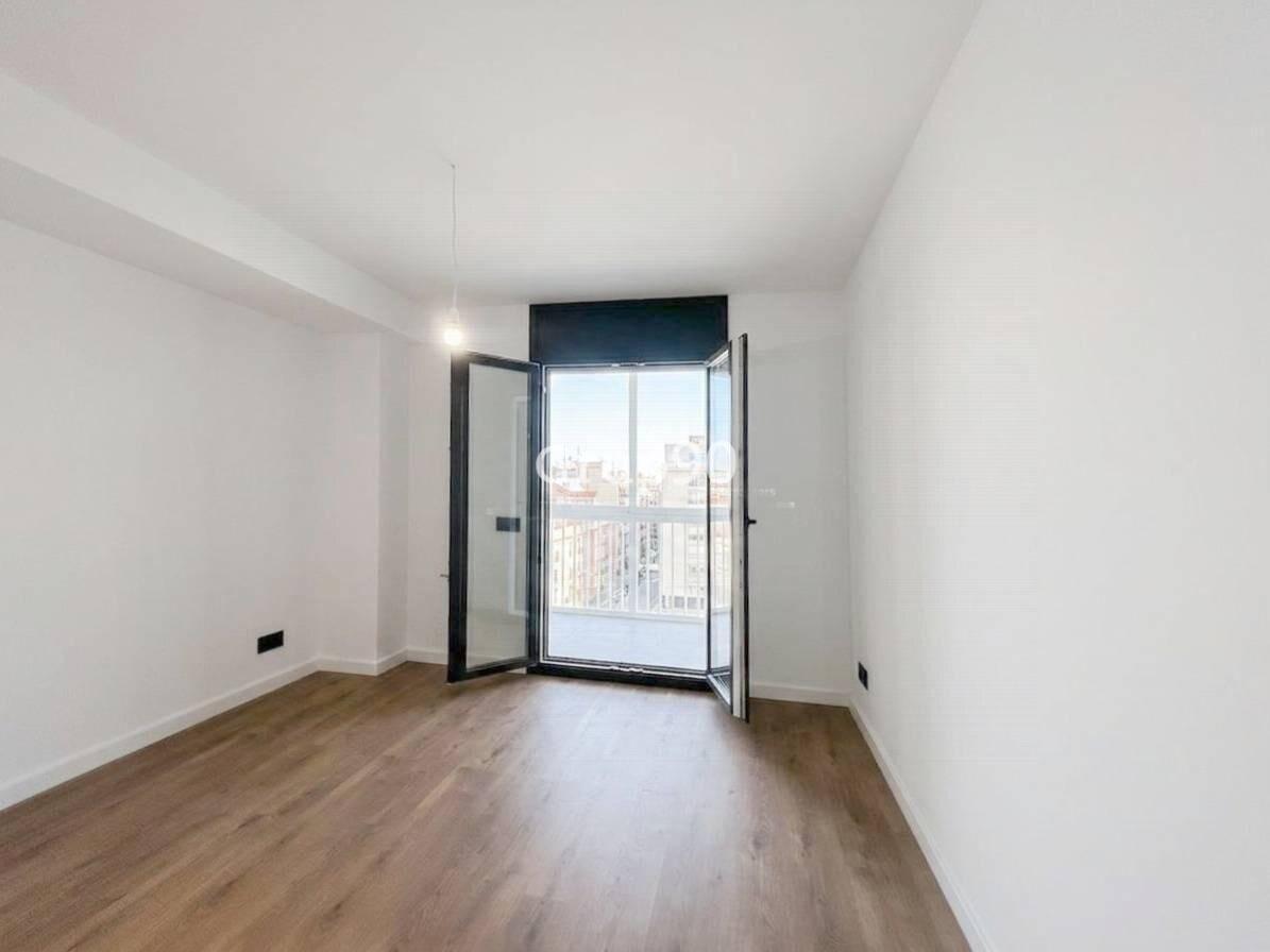 Flat for Sale in Lleida