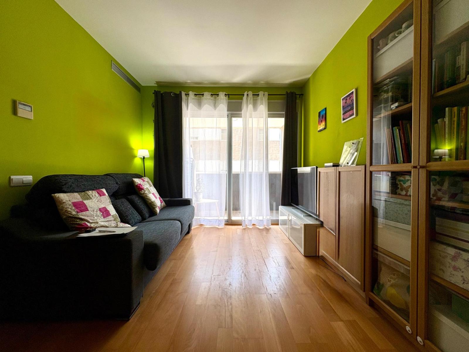 Flat for Sale in Sant Adrià de Besòs