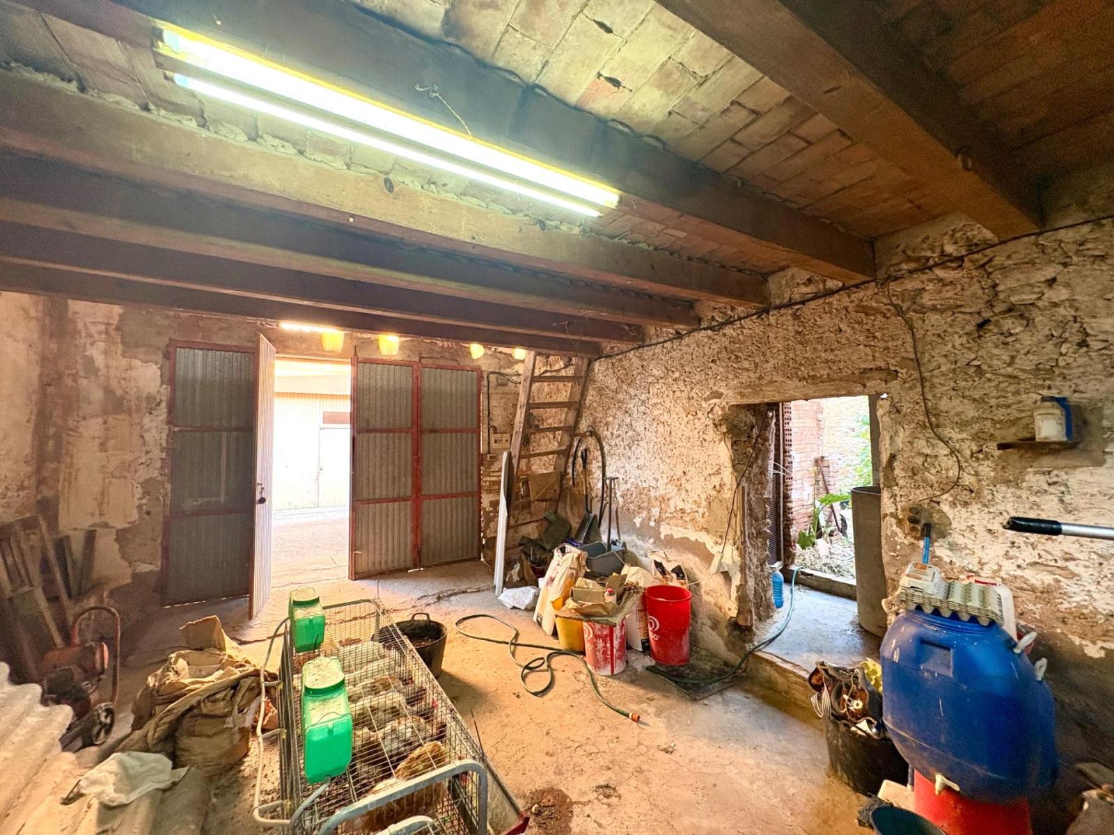 Premise for Sale in Santa Bàrbara