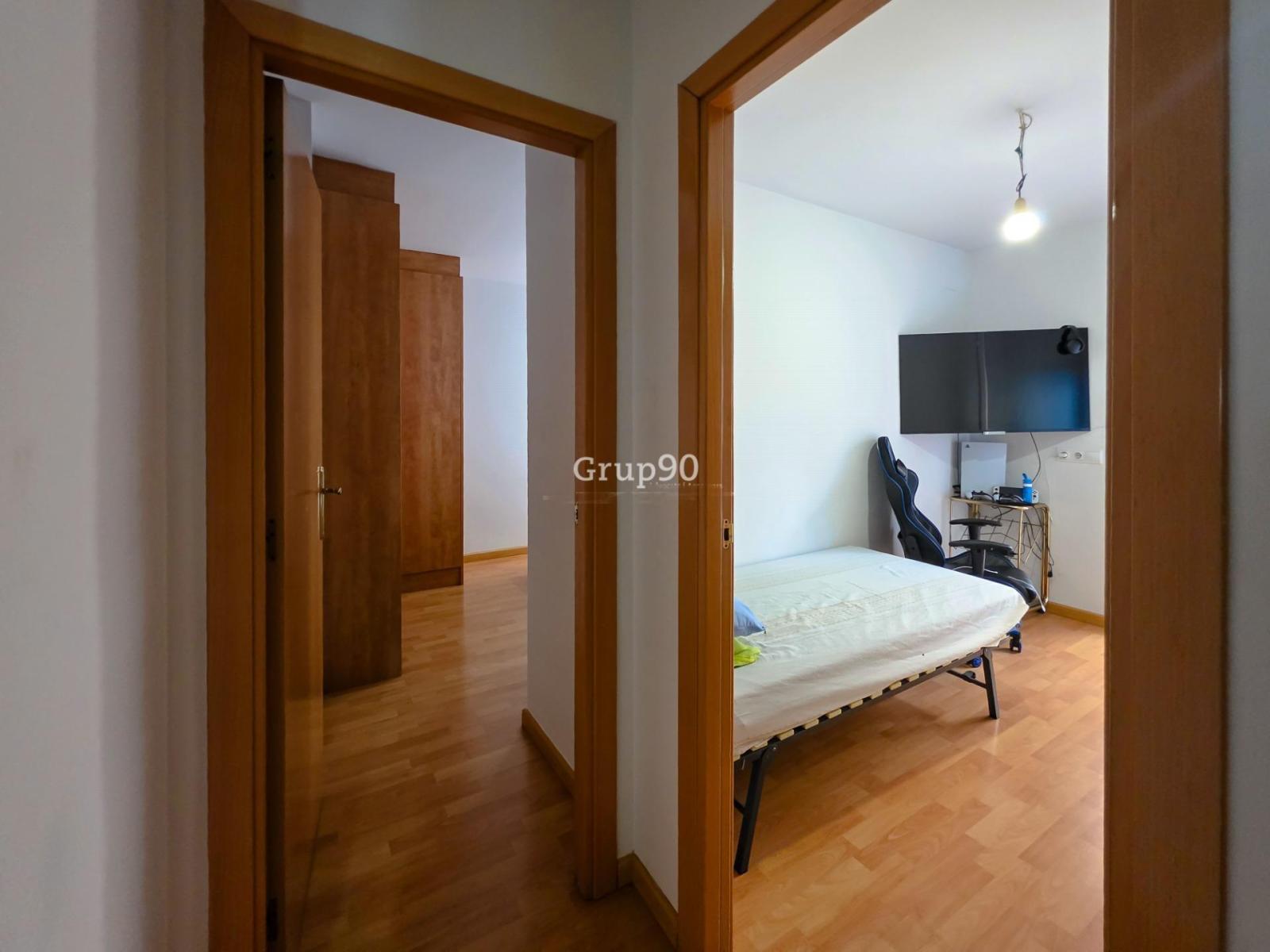 Flat for Sale in Rosselló