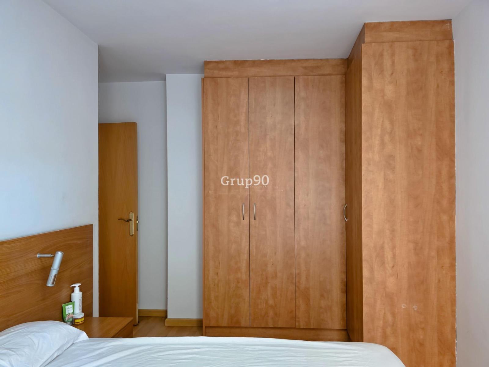 Flat for Sale in Rosselló