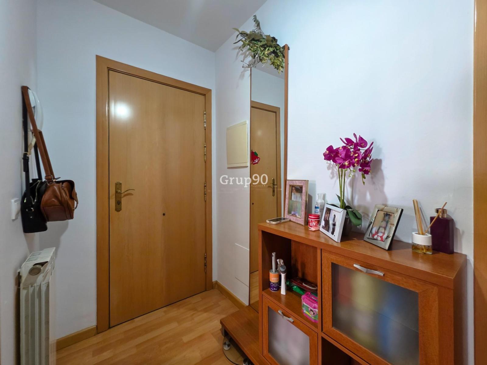 Flat for Sale in Rosselló
