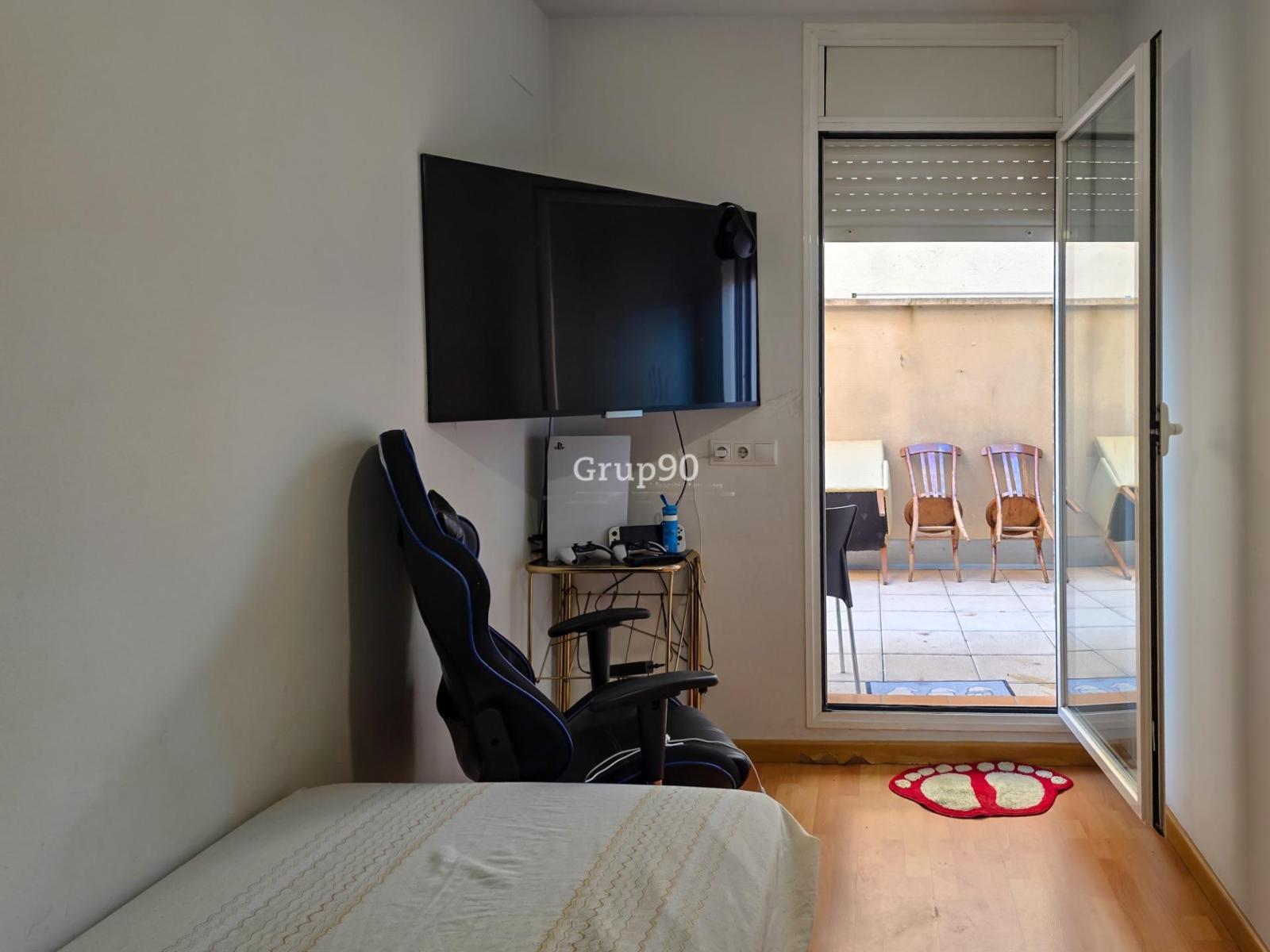 Flat for Sale in Rosselló