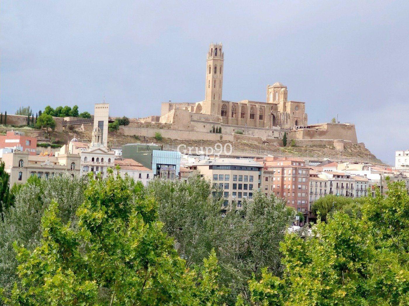 Building for Sale in Lleida