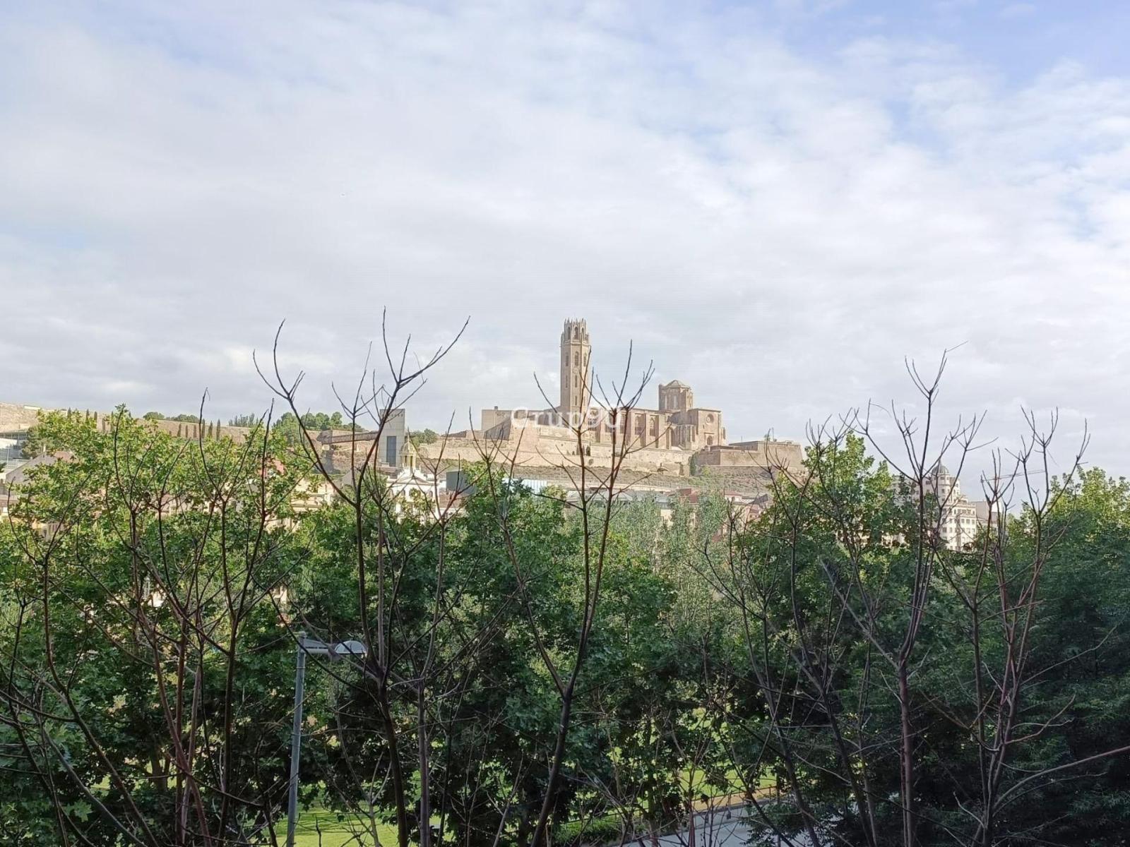 Building for Sale in Lleida
